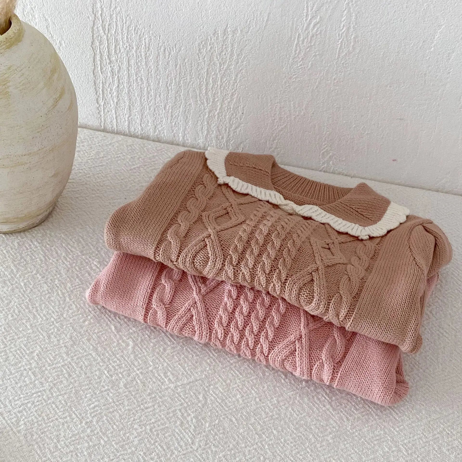 Girls Lace Lapel Knit Sweater & Pleated Skirt