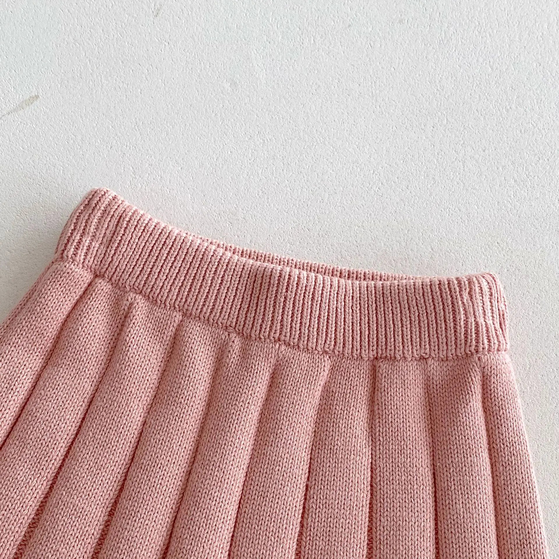 Girls Lace Lapel Knit Sweater & Pleated Skirt