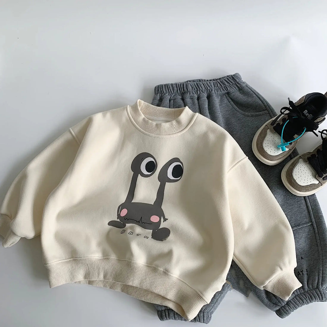 Cartoon Print Crew Neck Sweatshirt