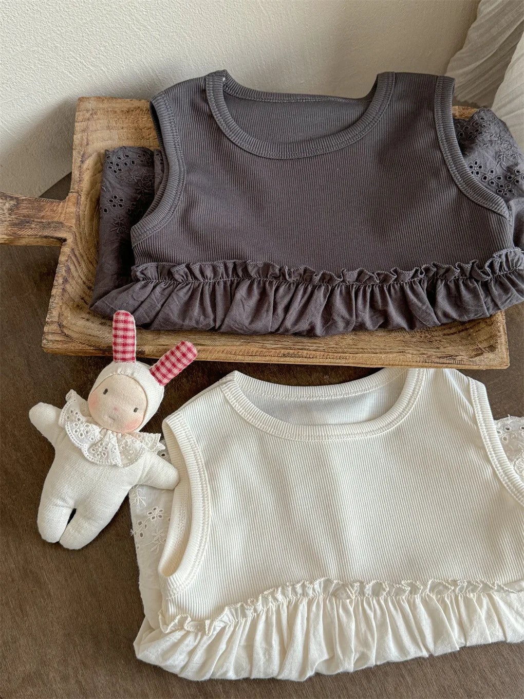 Girls Sleeveless Lace Knit Top