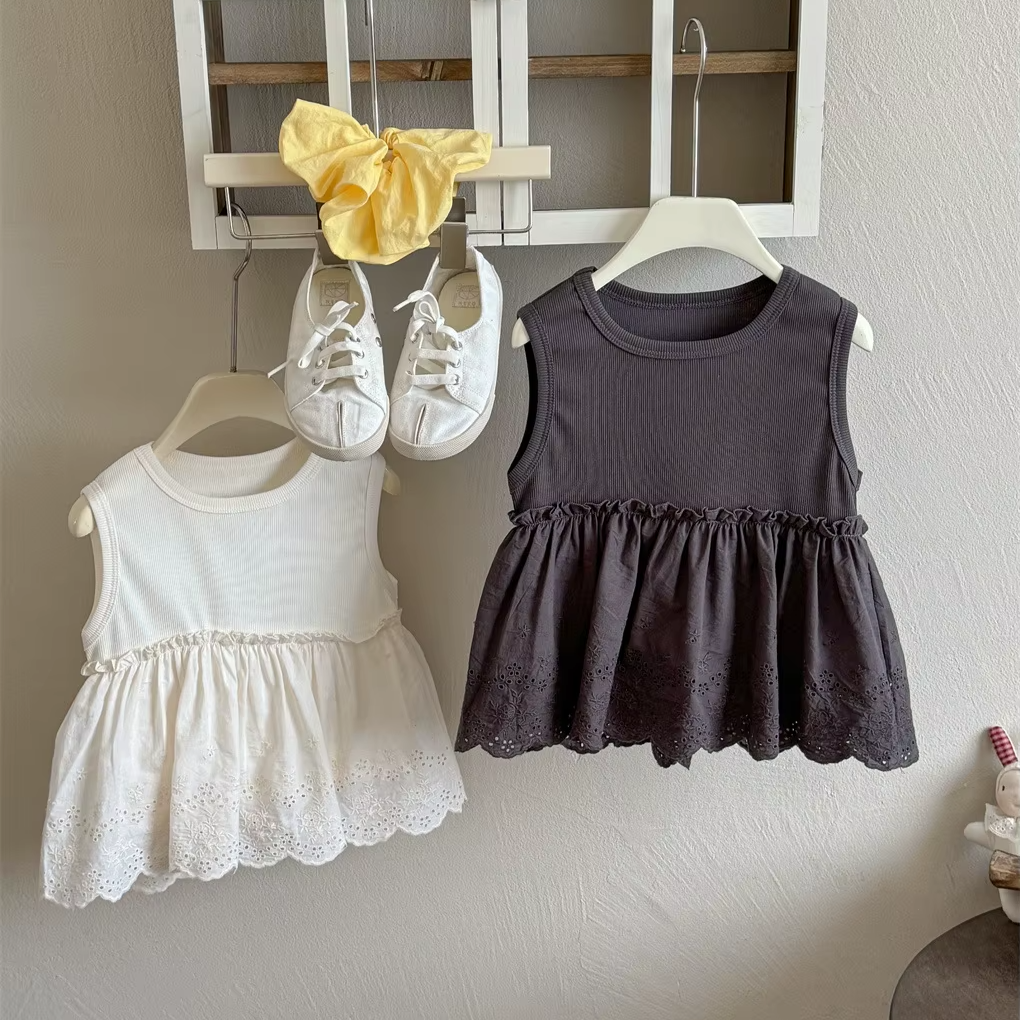 Girls Sleeveless Lace Knit Top