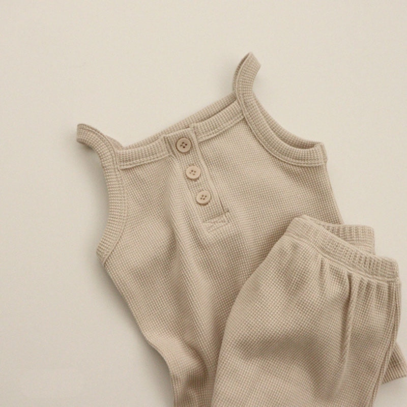 Solid Sleeveless Tops & Shorts Set