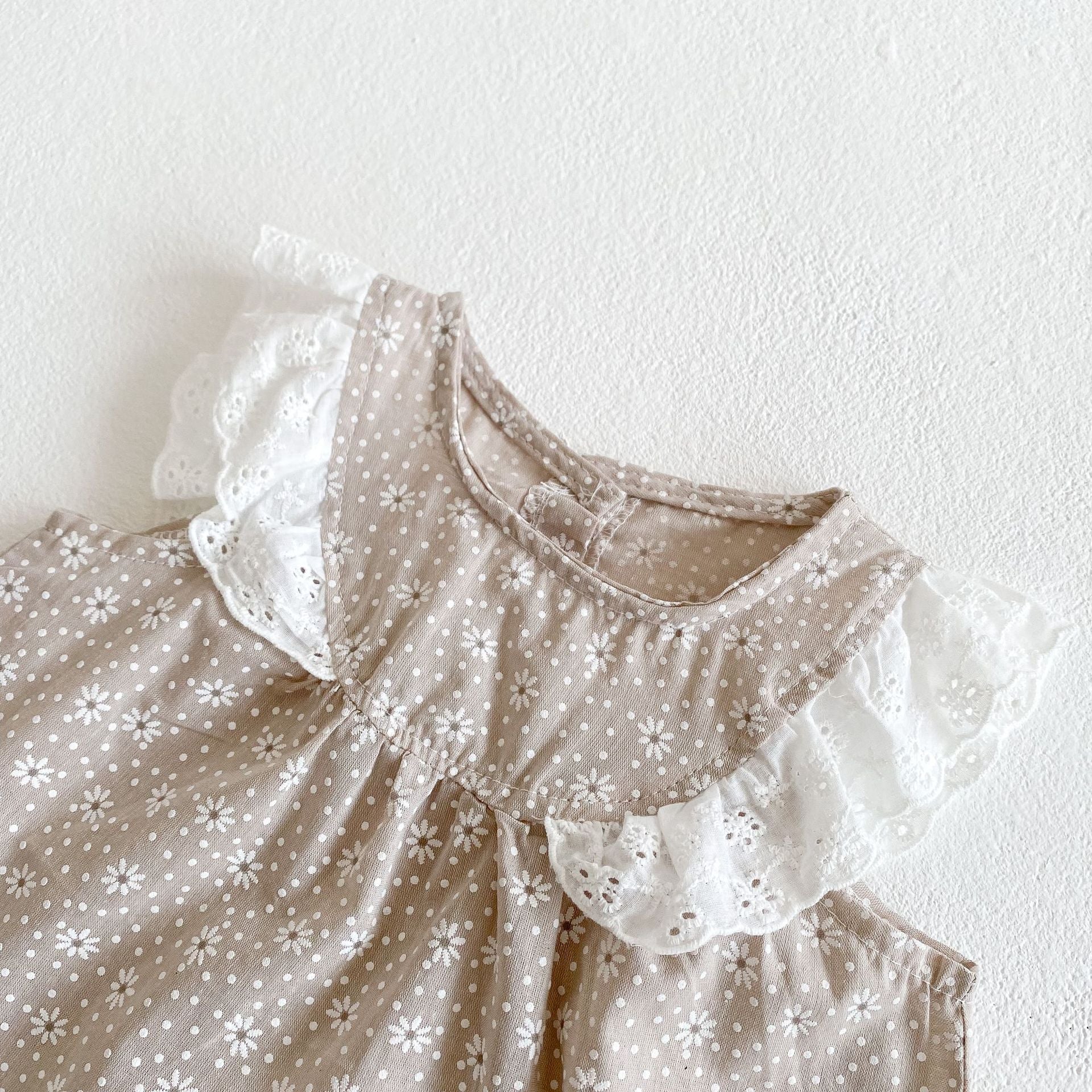 Daisy Print Three-Piece Set